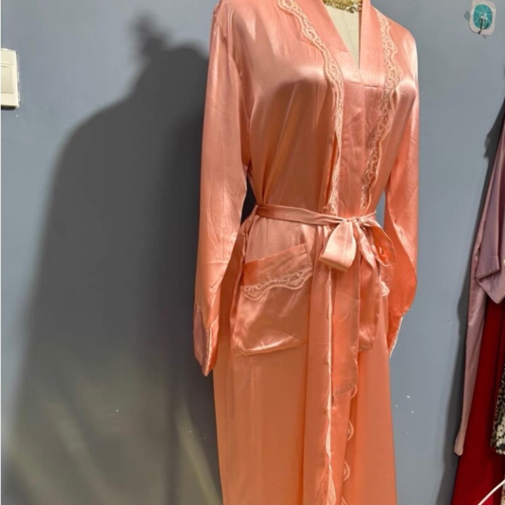 Elegant Peach Lace TrimNightgown